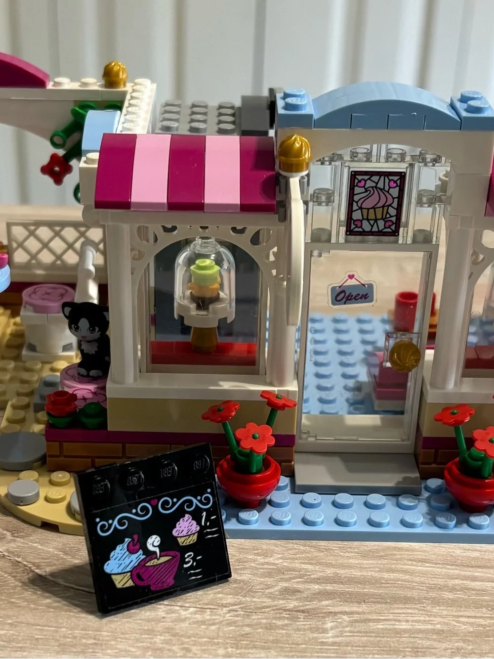 Retired LEGO Friends Cafe & Food Bundle-4 sets!